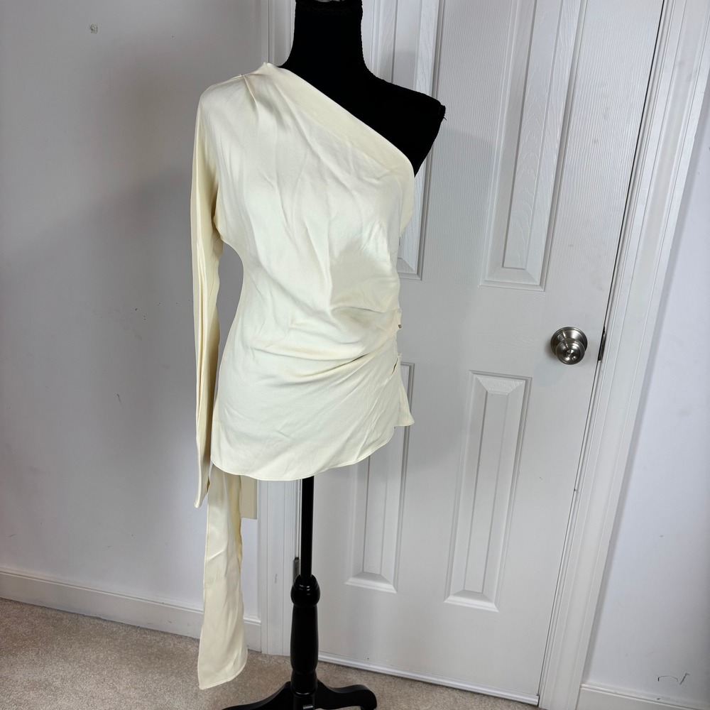 Mango Blusa 234 Laura One Shoulder Ruched Asymmetric Top Cream Size L NWT
